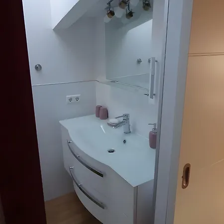 Apartment Stremlow Meersburg