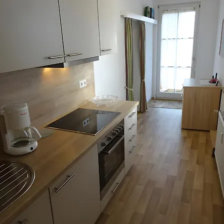 Stremlow Apartment